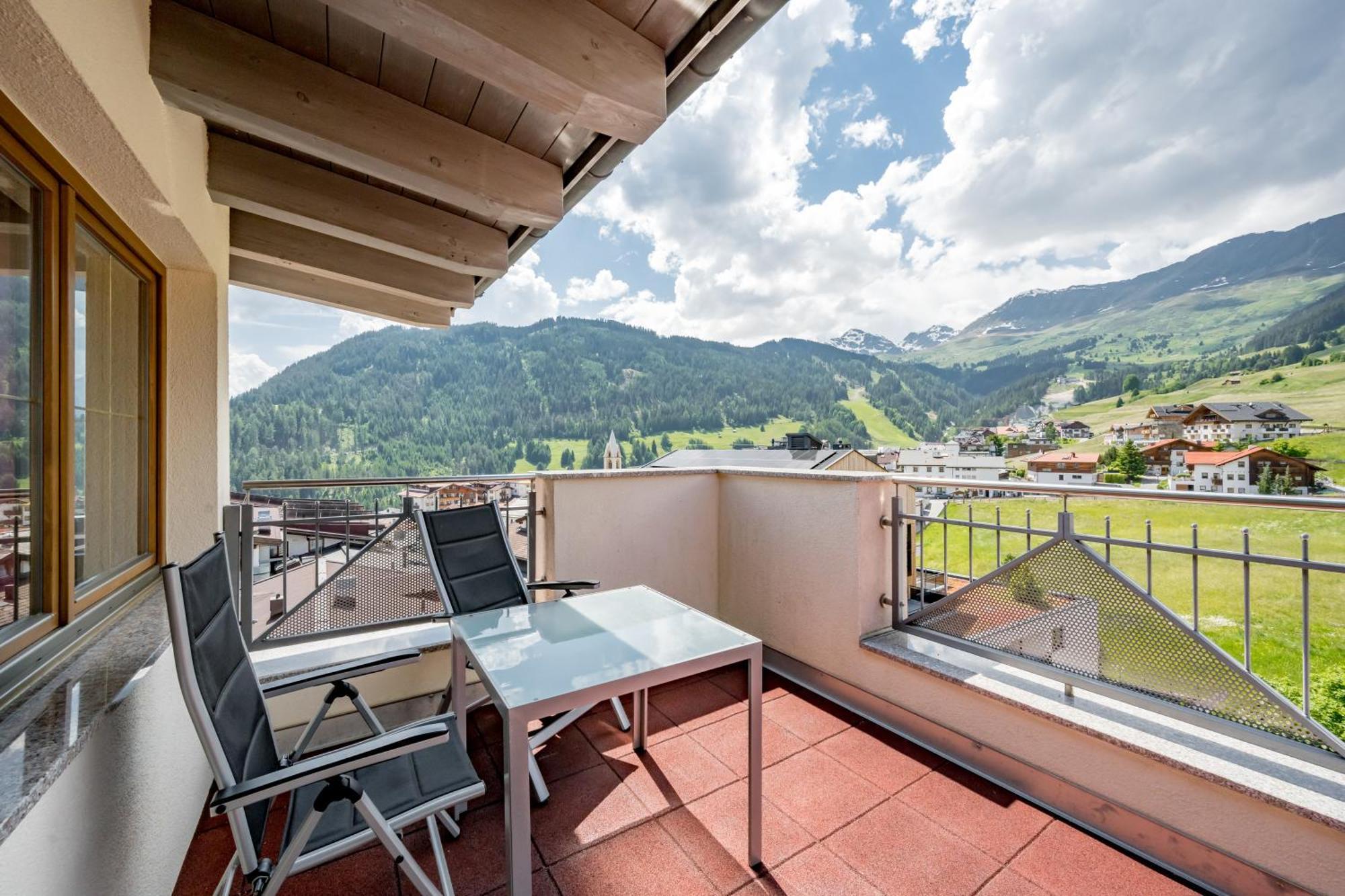 Ferienhaus Platöll Serfaus Exterior foto